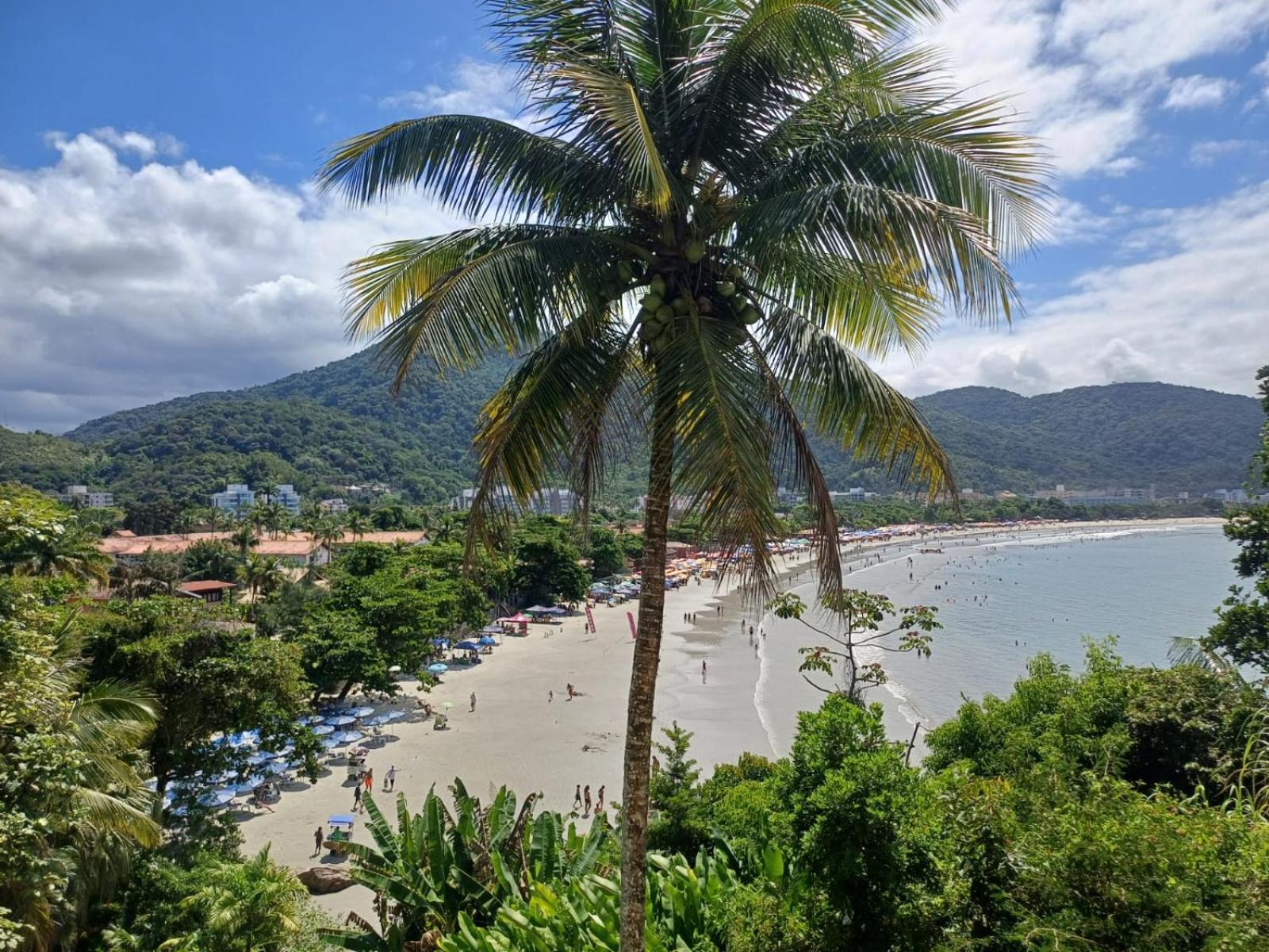 Beira Mar Apto 711 Ubatuba Bagian luar foto